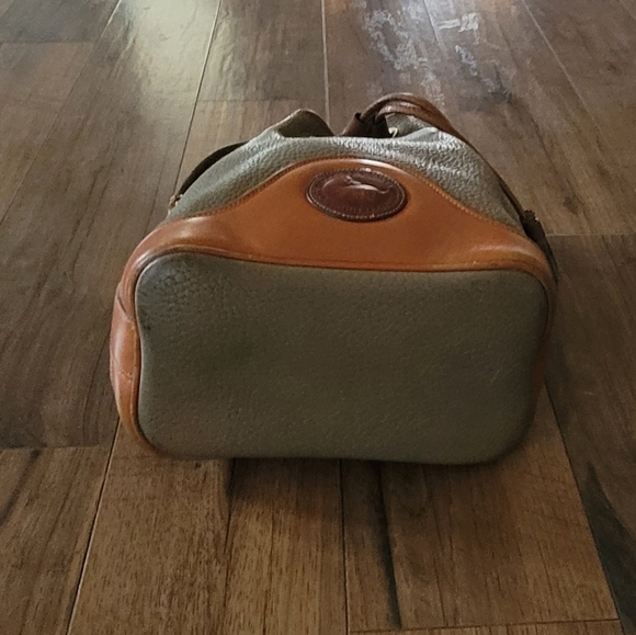 Dooney & Bourke 80's Taupe and Brown AWL Pebble Grain Drawstring Shoulder Bag - Picture 8 of 12